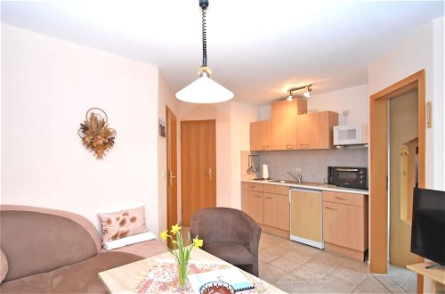 Photo 5 - Pet-friendly Apartment in Sohl