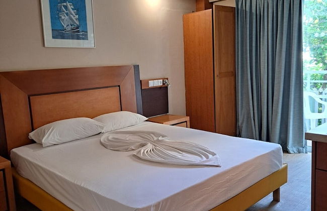 Bristol Hotel & Apartments - Foto 10