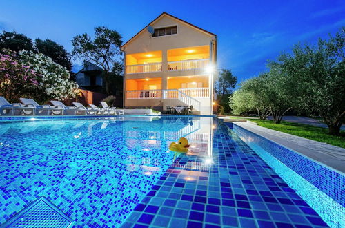 Photo 26 - Spacious Holiday Home With Private Pool