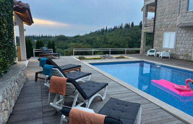 Villa Oasis Cypress - Photo 28