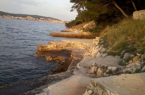 Photo 18 - Sea-view Apartment in Okrug Donji With Balcony