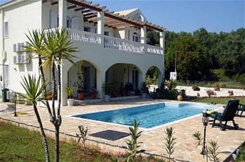 Foto 16 - Spacious 5 Bed Villa With Pool in Kefalonia