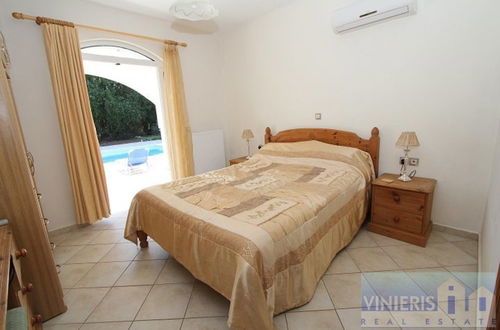 Photo 2 - Spacious 5 Bed Villa With Pool in Kefalonia