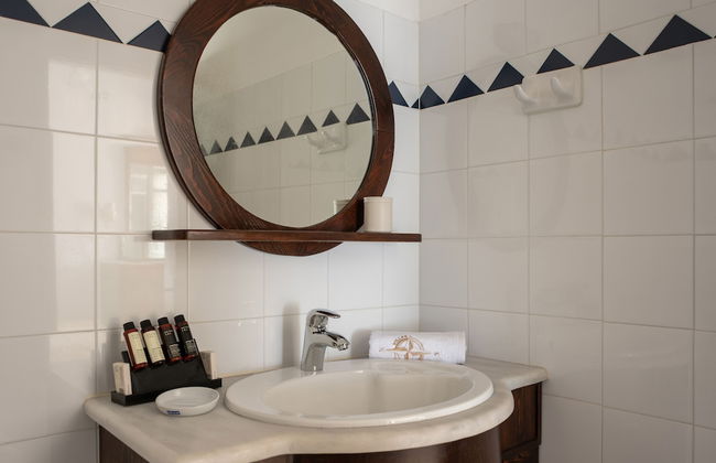 Nikos Villas Hotel in Oia Santorini - Foto 44