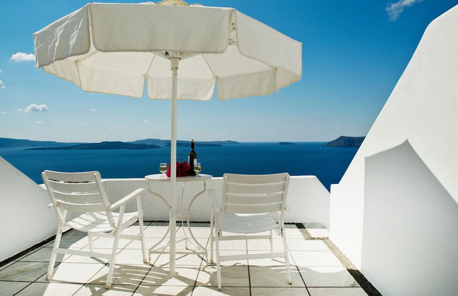 Nikos Villas Hotel in Oia Santorini - Foto 13