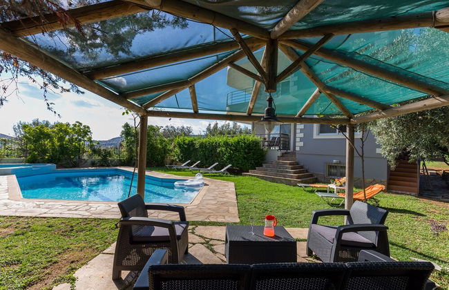 290m² Villa with Pool close to the Airport - Foto 34