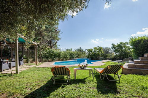 Photo 32 - 290m² Villa with Pool close to the Airport