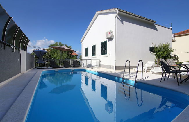 Luxury house with pool near the sea - Foto 1