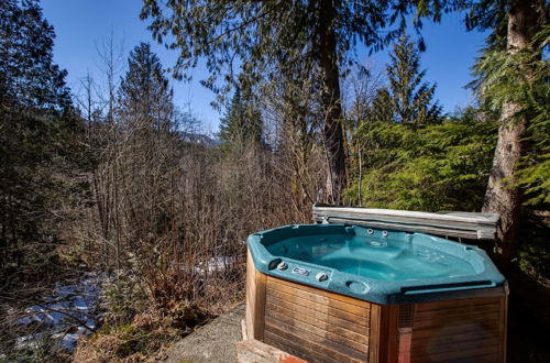 Photo 12 - 53MBR - Hot Tub - Wi-Fi - Sleeps 6