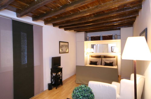 Photo 1 - Rental in Rome Romantica Studio