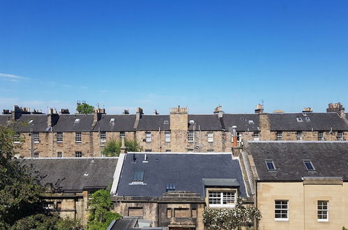 Foto 48 - Classy Historic Edinburgh Apartment