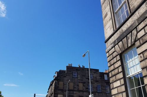 Photo 38 - Classy Historic Edinburgh Apartment