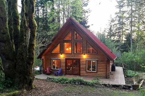 Photo 1 - 21GS - Log Cabin - Pets Ok - Sleeps 6