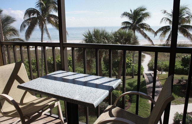 Ocean's Reach Condominiums - Foto 41