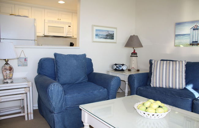 Ocean's Reach Condominiums - Foto 35