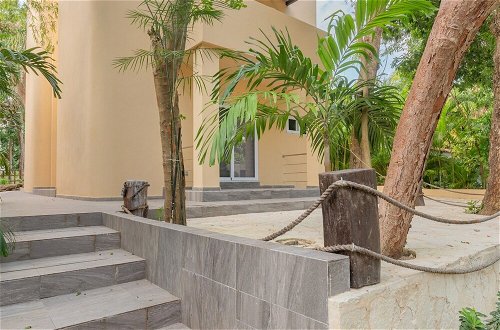 Foto 56 - Stunning Mansion 6BR With Artificial Cenote and Private Pool With Ocean View