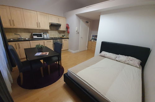 Photo 42 - Studio Apartment in South Kensington 17