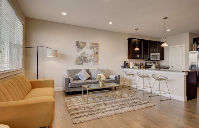 Marbella Lane Executive Townhome, 20 mins to Boulder - Foto 1