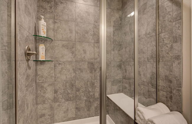Marbella Lane Executive Townhome, 20 mins to Boulder - Foto 25