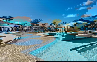 Foto 1 - Luxurious Vacation Townhome With Private Pool