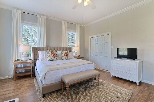 Photo 4 - Gallery Stays - Parkside Manor