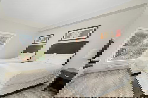 Foto 10 - Breathtaking Bliss 2BR Penthouse