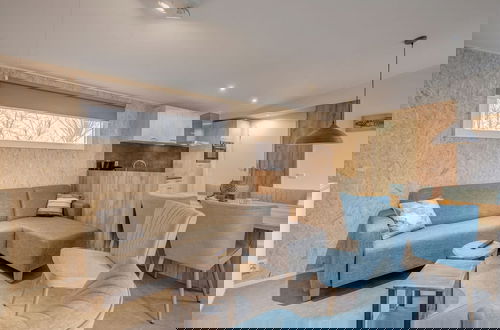 Foto 7 - Modern Chalet With Dishwasher Near the Beach