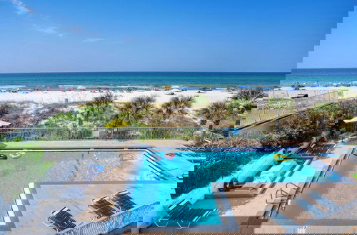 Foto 3 - Sun-kissed by Avantstay Beachfront Access