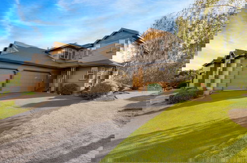 Photo 37 - Deck + Hot Tub Community Golf Course Forest Ridge Loop