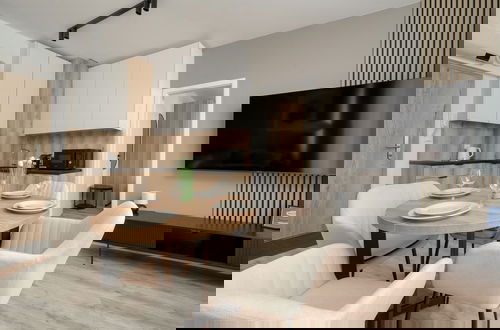 Photo 13 - Grey and Beige Apartment by Renters