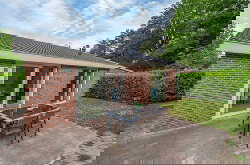 Foto 1 - Modern Bungalow With Washing Machine in Green Surroundings