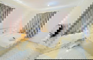 Foto 3 - Good And Cozy Studio (Free Ipl & Utilities) Grand Palace Kemayoran Apartment