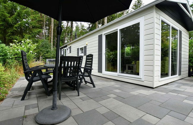 Cosy Chalet w/ Garden Patio - Foto 24