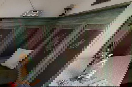 Foto 20 - Apartment on the Mountain Slope With Balcony