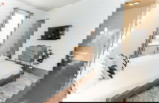 Foto 3 - Modern Loft Near West End!