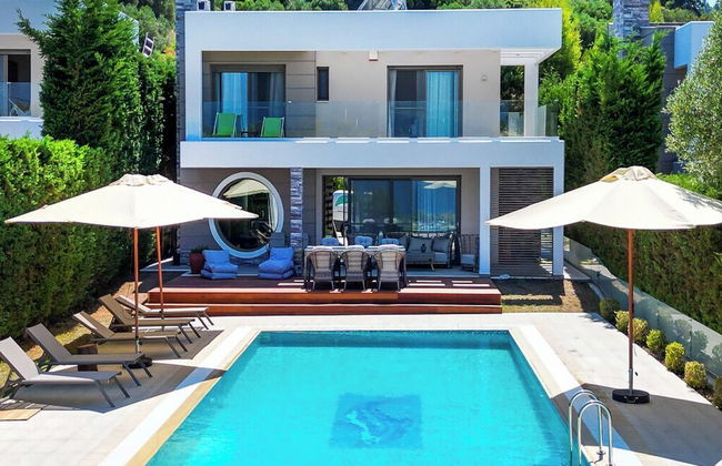 Luxurious 4-bedroom Villa With Private Pool in Kassandra, Halkidiki - Foto 27