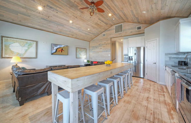 Sleeps 26 2 Homes w/ Waterfront Pool + Boat Dock Laguna Village Escape - Foto 68