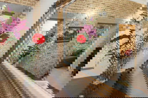 Foto 49 - Pireas Jewel New Design Apt w Backyard