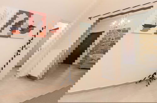 Foto 44 - Pireas Jewel New Design Apt w Backyard
