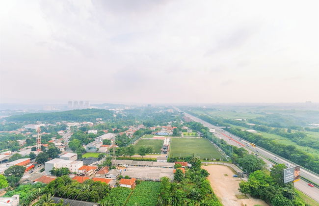 Homey And Minimalist 1Br Royal Sentul Park Apartment - Foto 7
