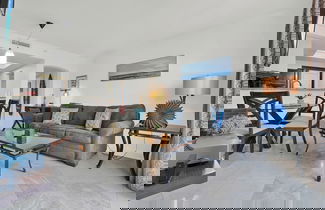 Foto 1 - Relaxing Condo with Free Parking