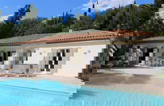 Photo 1 - Luxe Villa With Pool in Lorgues