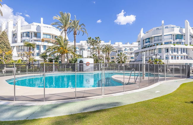Marbella Pool House Ph77 on sea Shore - Photo 12