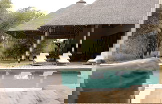 Foto 3 - Villa Appelblaar Luxury 4 Bedroom Villa Home in the South African Bush