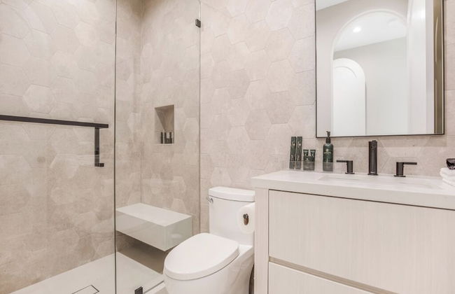 Villa Camellia - Charming 5 BR Home in the Heart of Studio City - Foto 48