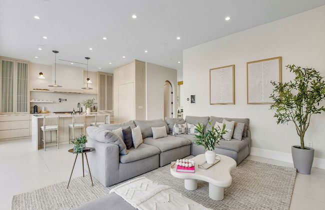 Villa Camellia - Charming 5 BR Home in the Heart of Studio City - Foto 32
