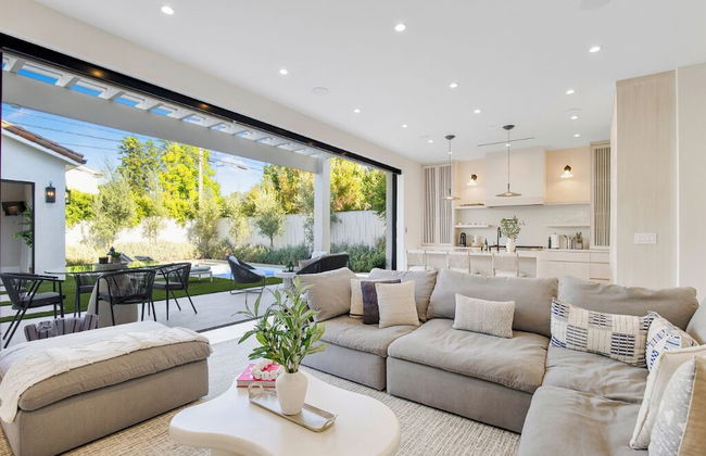 Villa Camellia - Charming 5 BR Home in the Heart of Studio City - Foto 30