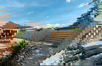 Foto 1 - Luxurious Furnished Bungalow With Terrace