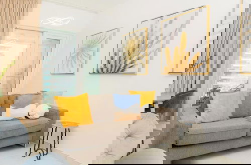 Foto 4 - Bright And Stylish 1BHK Apartment