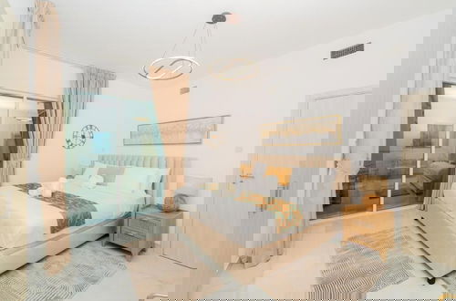 Foto 1 - Bright And Stylish 1BHK Apartment